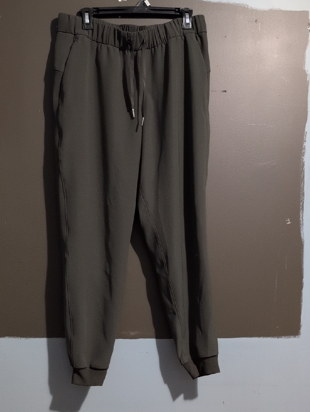 lululemon athletica Olive Drawstring Joggers